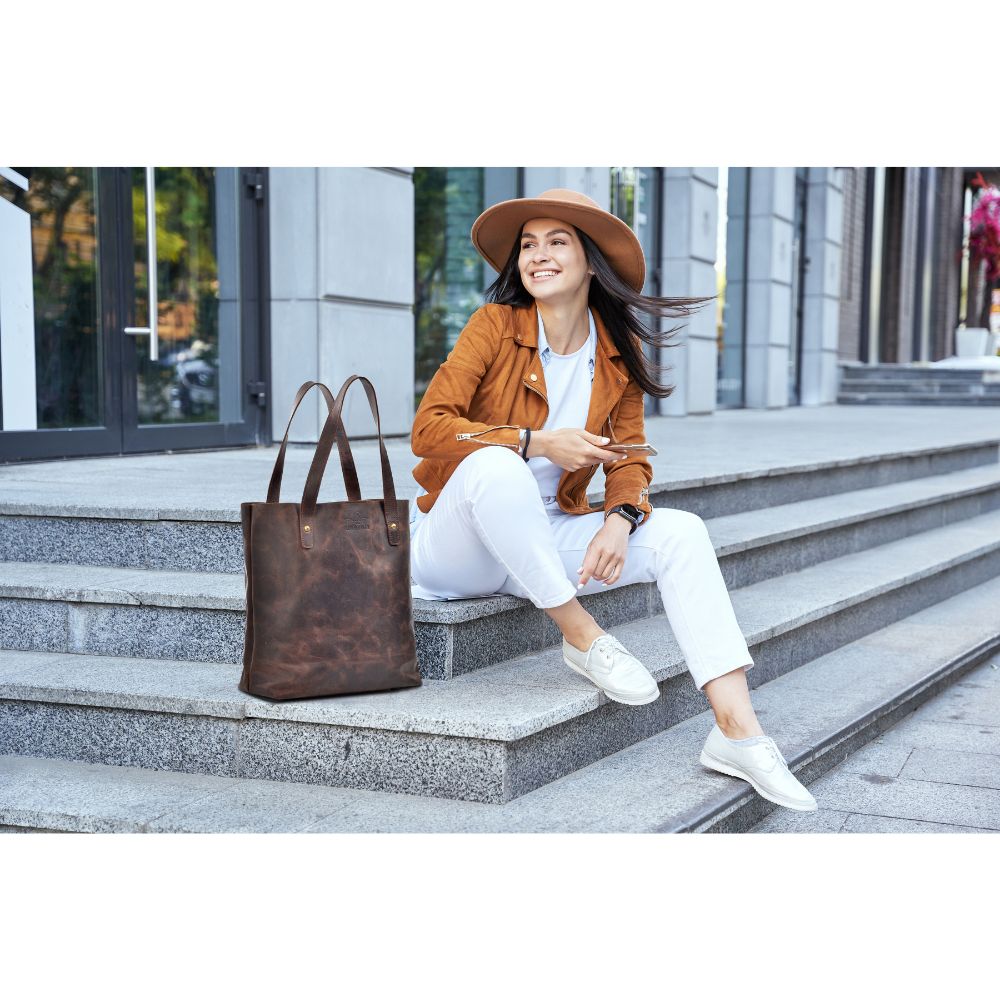 Chic City Leather Tote