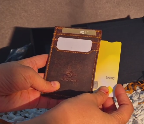 Magnetto Crazy Horse Leather Wallet For Men